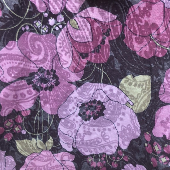 L Amore Couture Blouse in lovely floral design. Size L Cotton blend - Picture 11 of 11